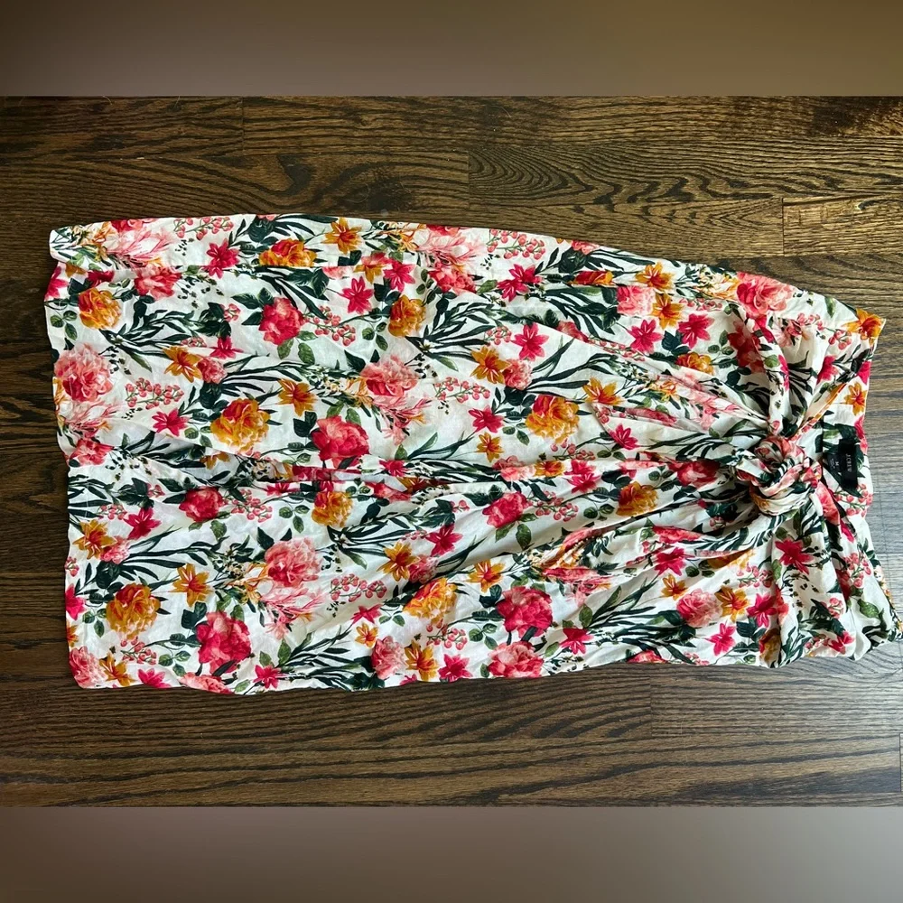 J Crew Knot Bandeau / High Leg Bottom / Sarong in Vintage Floral - Picture 11 of 12